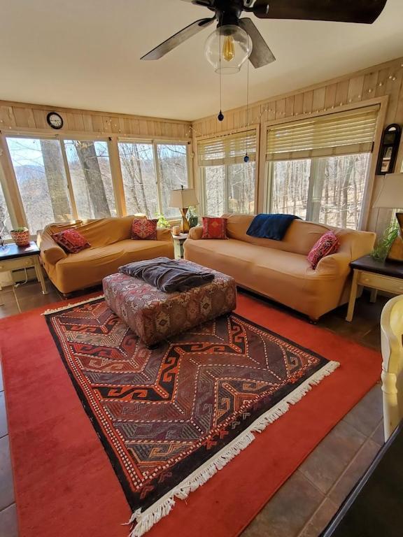 Treehouse Cathedral In Blue Ridge Mountains, Nc Villa Burnsville Exterior foto